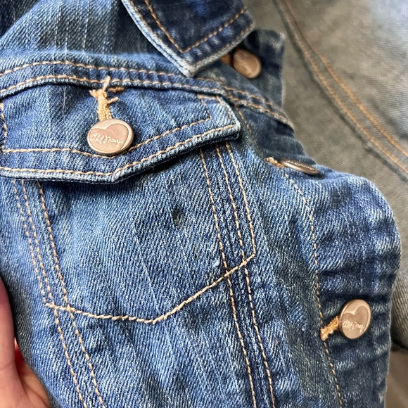 Old Navy Jean Jacket - 5T - Picture 3 of 5